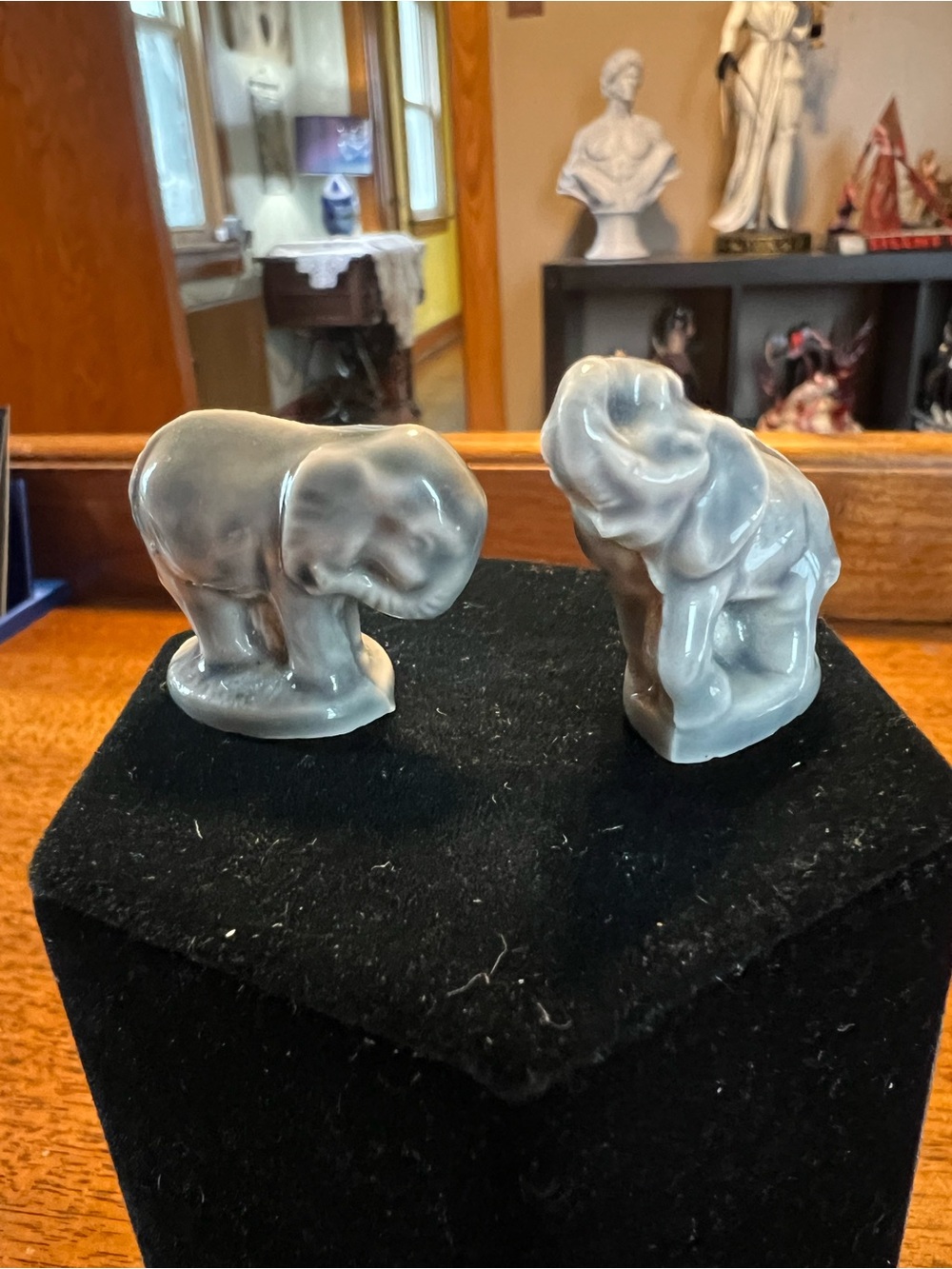 Vintage Porcelain Elephant Figurines - Picture 3 of 3